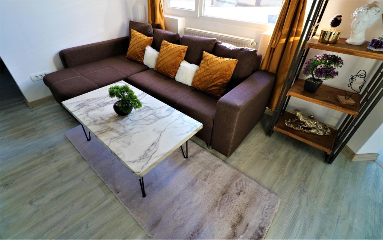 Athenee Palace Apartment - Panoramic View Terrace & Balcony - Free Minibar Bucureşti Ngoại thất bức ảnh